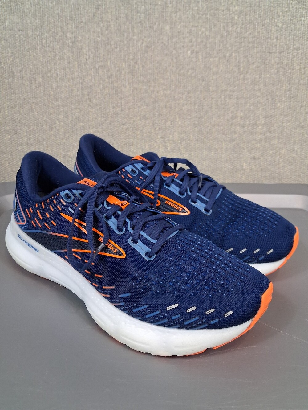 Brooks Glycerin 20 Mens Road Running Shoes Nitrogen-Infused Cushioning Size 9.5